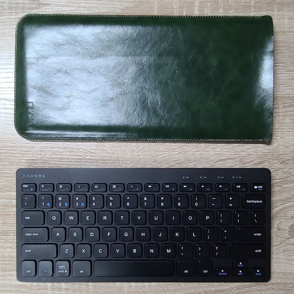 Sanwa GSKBBT28BK Bluetooth Keyboard – Slim & Portable